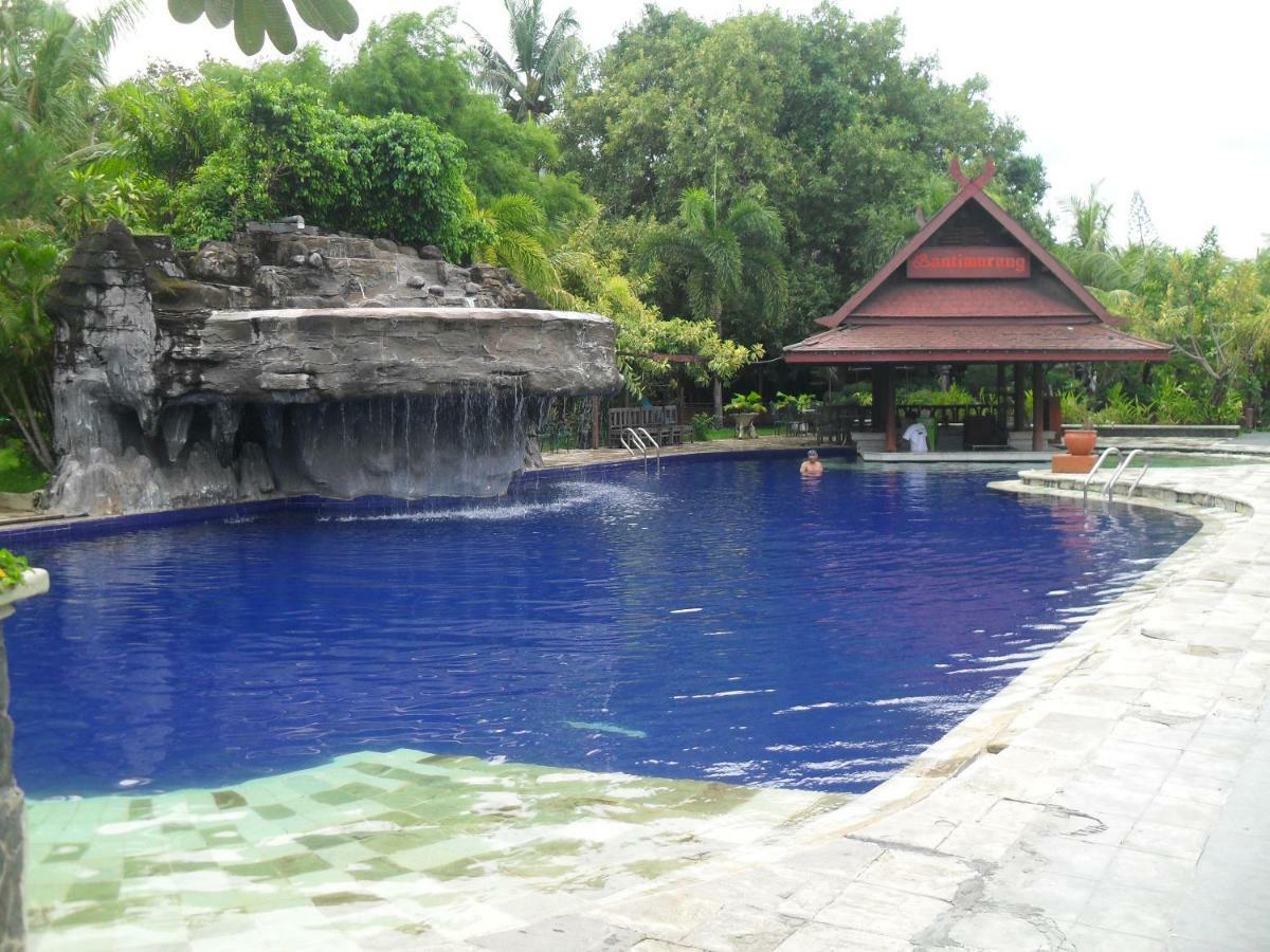 Hotel Pantai Gapura Makassar Luaran gambar