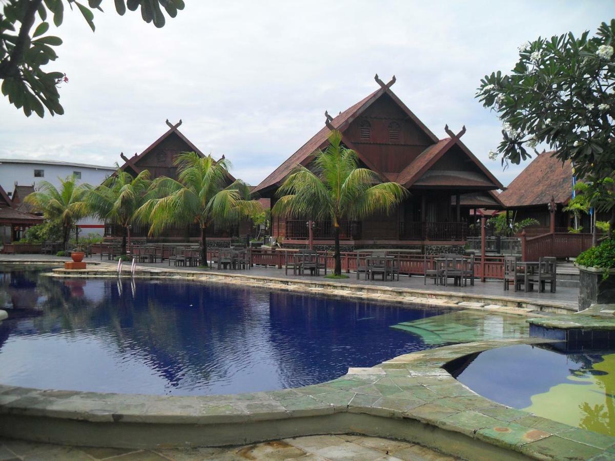 Hotel Pantai Gapura Makassar Luaran gambar
